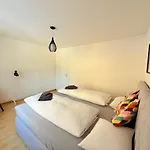 Privatunterkunft Hoch Ueber Bern-Steibruch Bolligen Lejlighed *